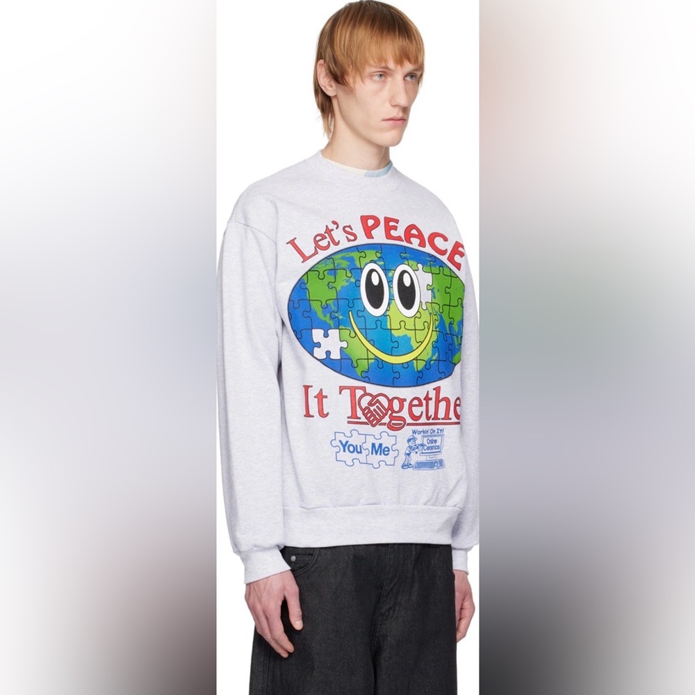 ONLINE CERAMICS world peace sweatshirt, size medium